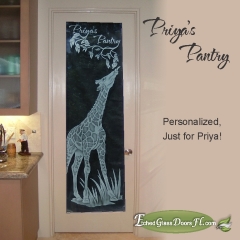 Priyas-Pantry-glass-door-with-Giraffe