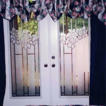floral design on bedroom doors