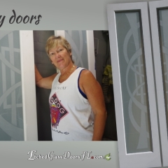Pantry-doors-with-geometric-modern-design