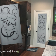 Modern-Pantry-and-Laundry-door-design-with-color